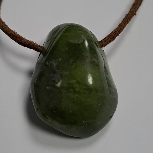 Granat Grossular Trommelstein Gr. L